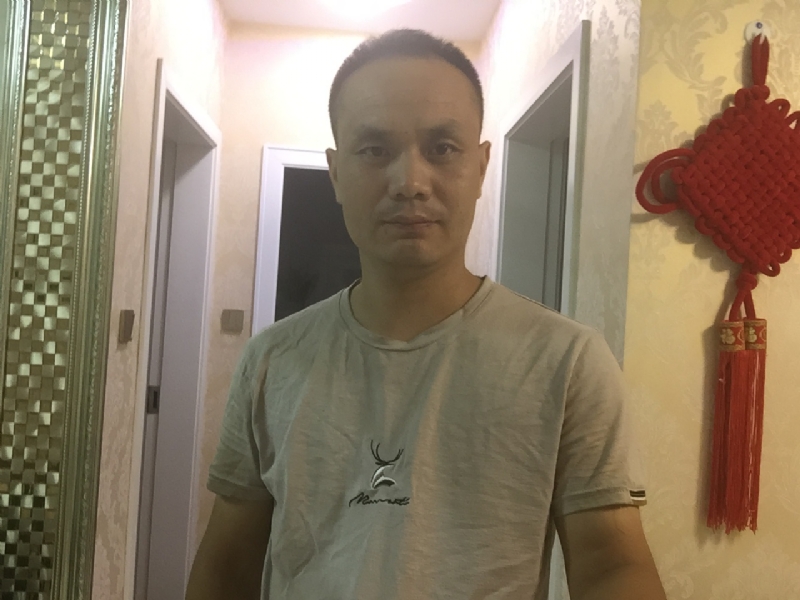 天涯孤鸟的第一张照片--陕西闪婚服务中心