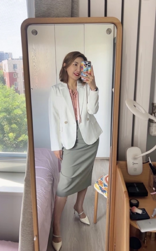 丽波的第三张照片--陕西闪婚服务中心